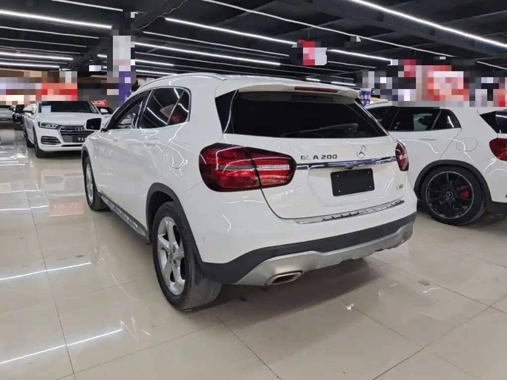 Mercedes-Benz GLA — фото 5