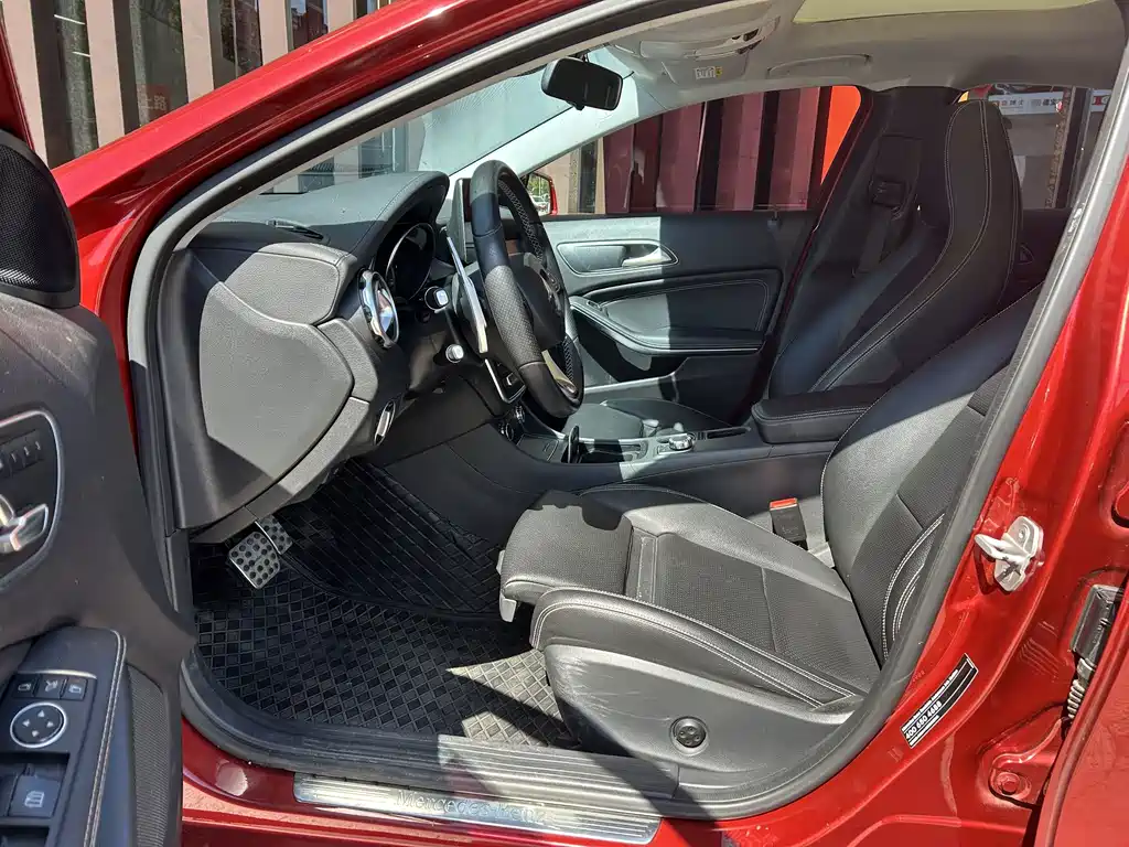 Mercedes-Benz GLA — фото 4
