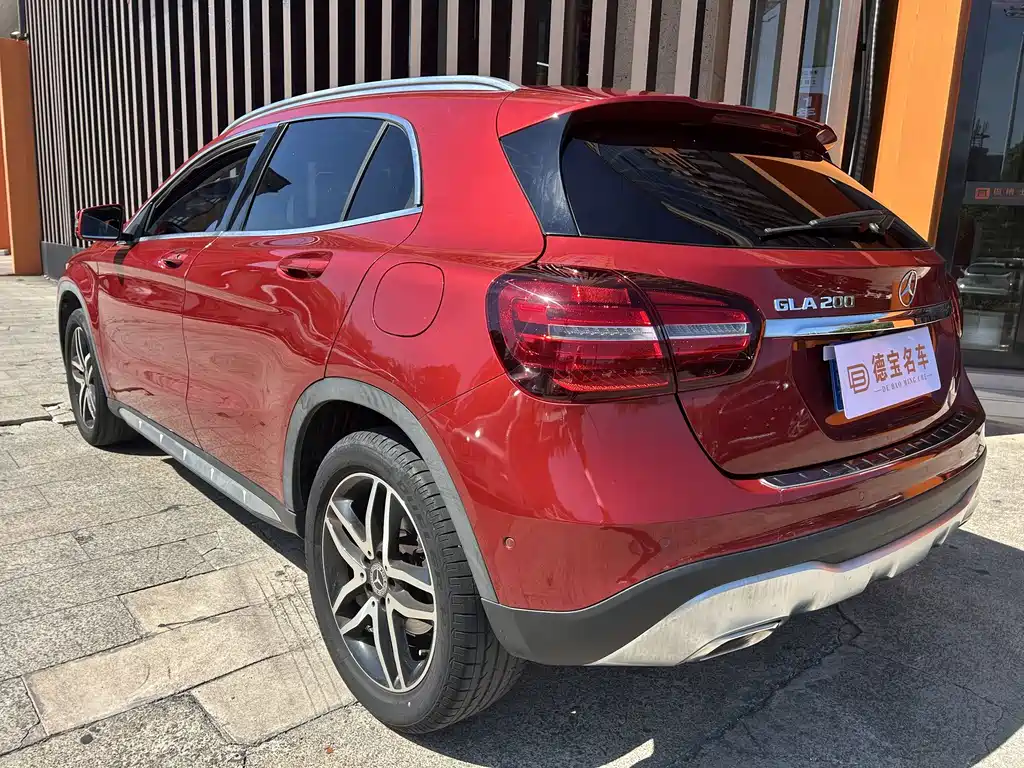 Mercedes-Benz GLA — фото 9