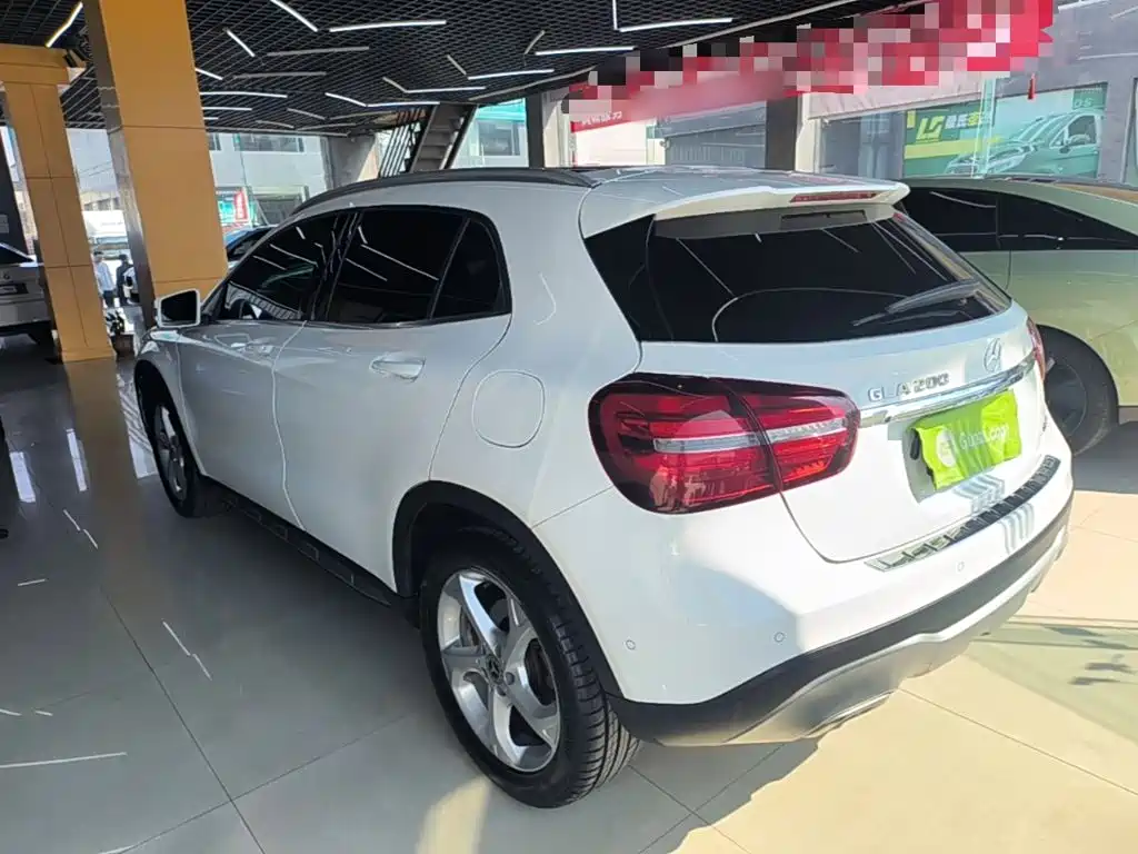 Mercedes-Benz GLA — фото 5