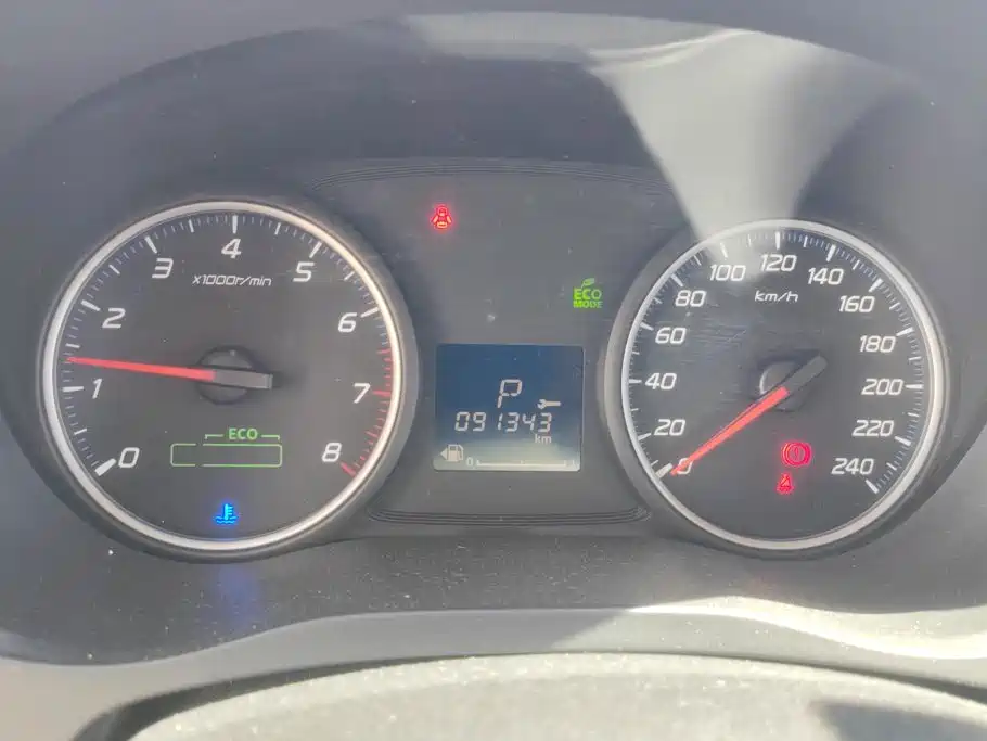 Mitsubishi Outlander — фото 14