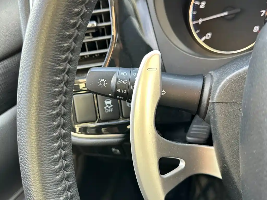 Mitsubishi Outlander — фото 23