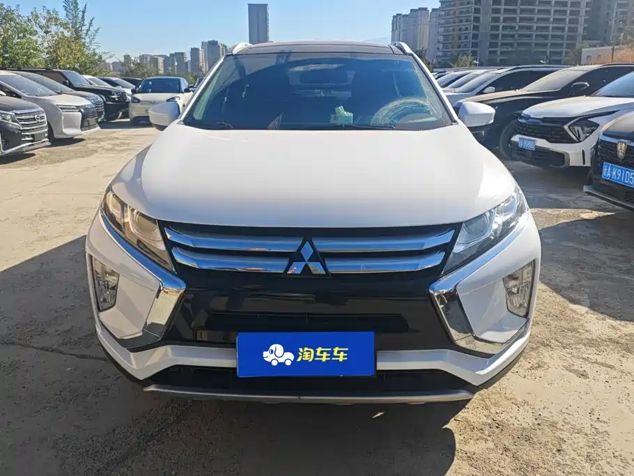 Mitsubishi Eclipse Cross — фото 2
