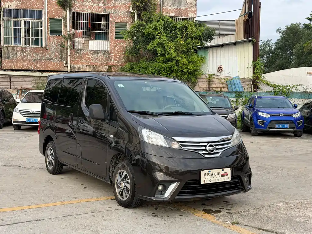 Nissan NV200 — фото 3
