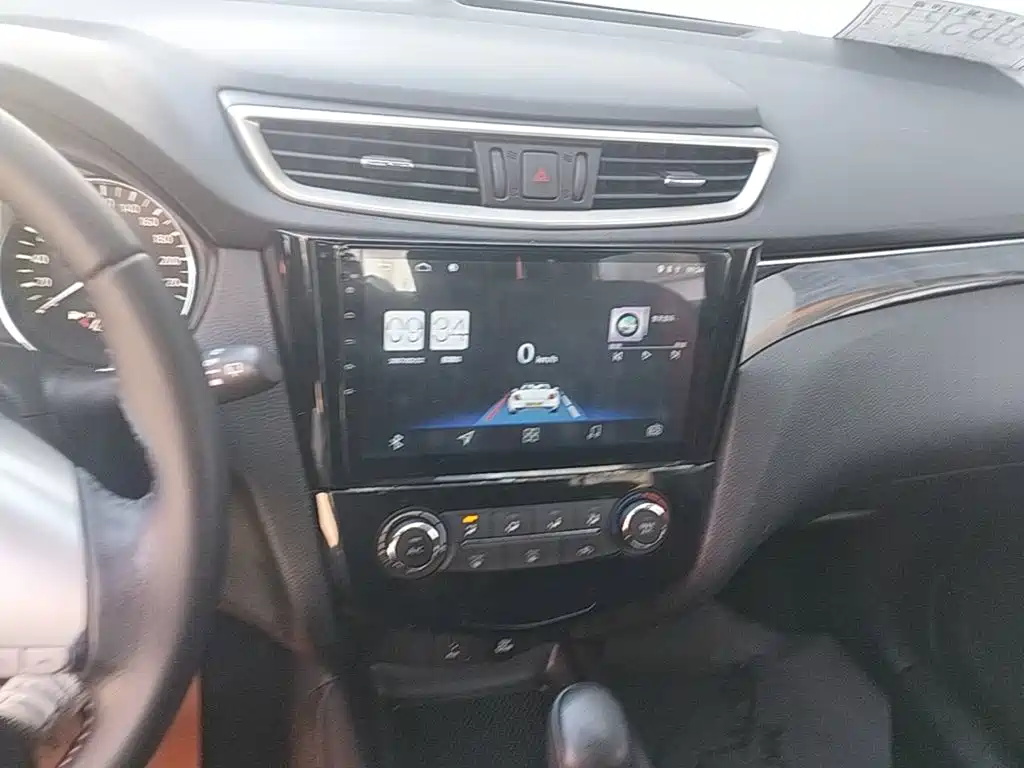 Nissan Qashqai — фото 13