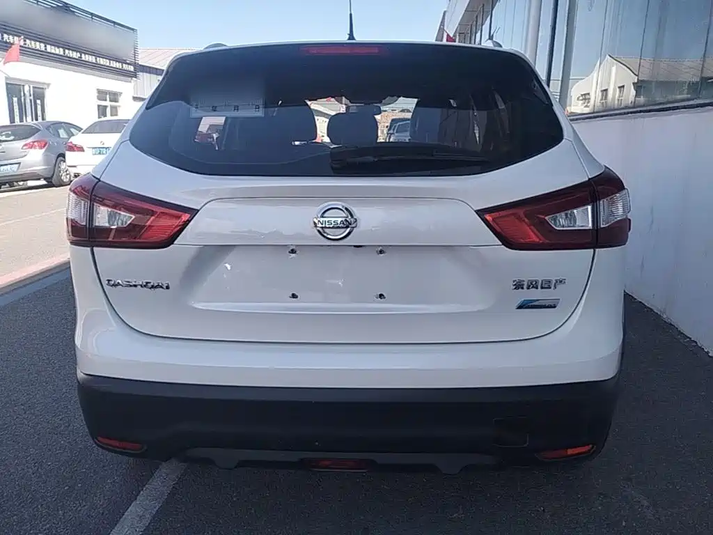 Nissan Qashqai — фото 6