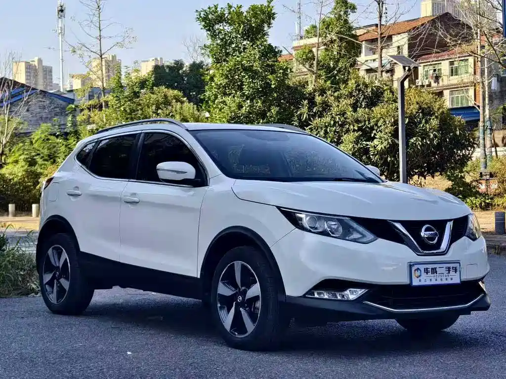 Nissan Qashqai — фото 3