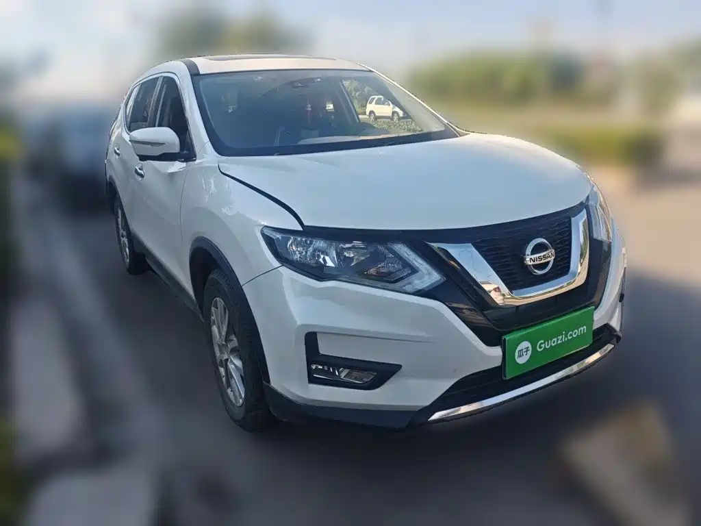 Nissan X-Trail — фото 24
