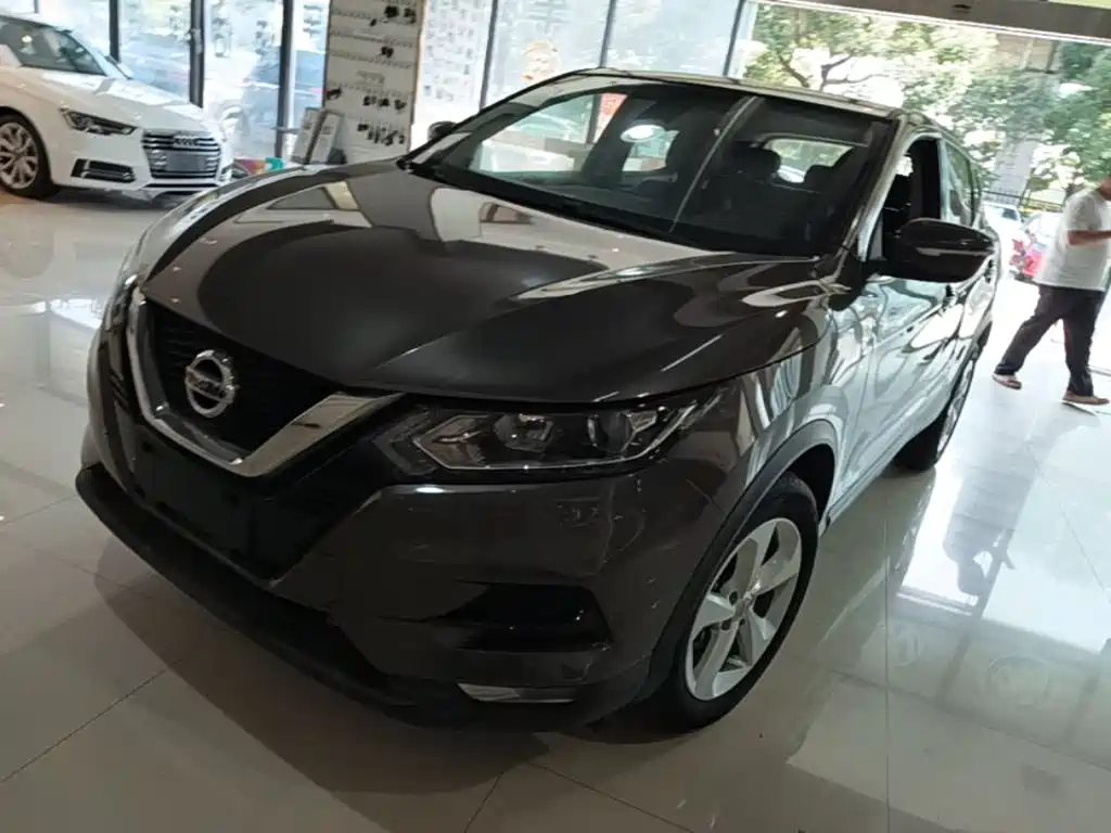 Nissan Qashqai — фото 2