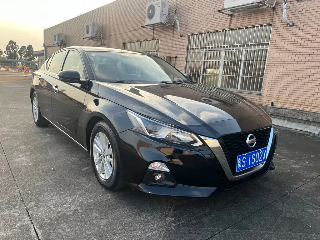 Nissan Teana — фото 3