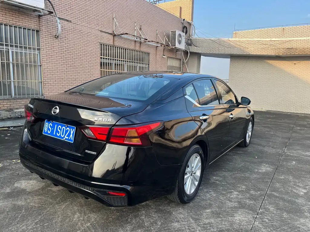 Nissan Teana — фото 6