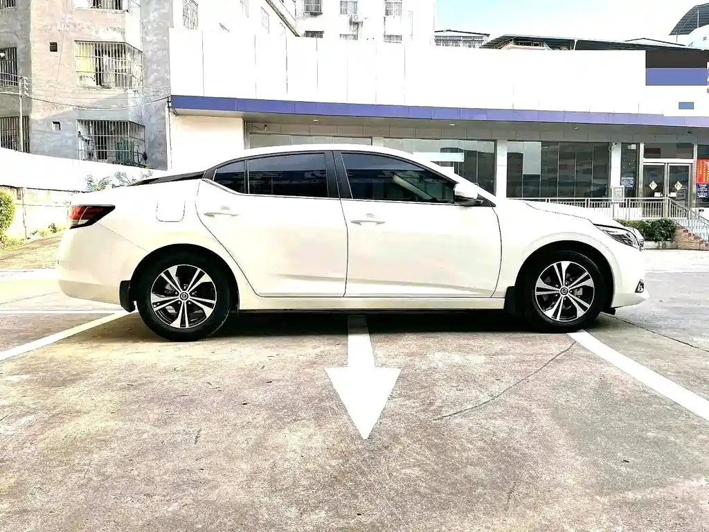 Nissan Sylphy — фото 8