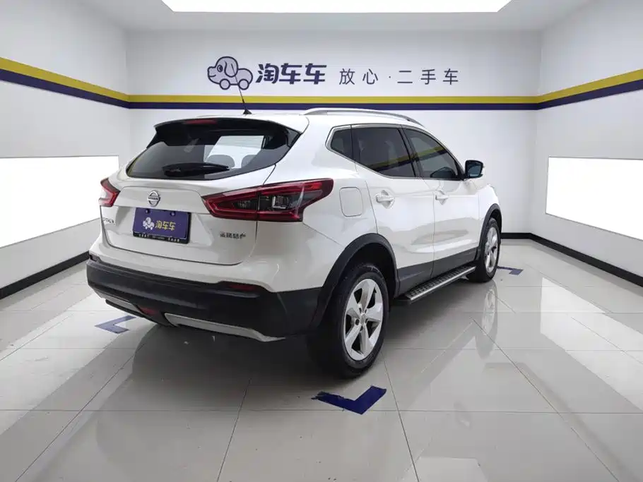 Nissan Qashqai — фото 3