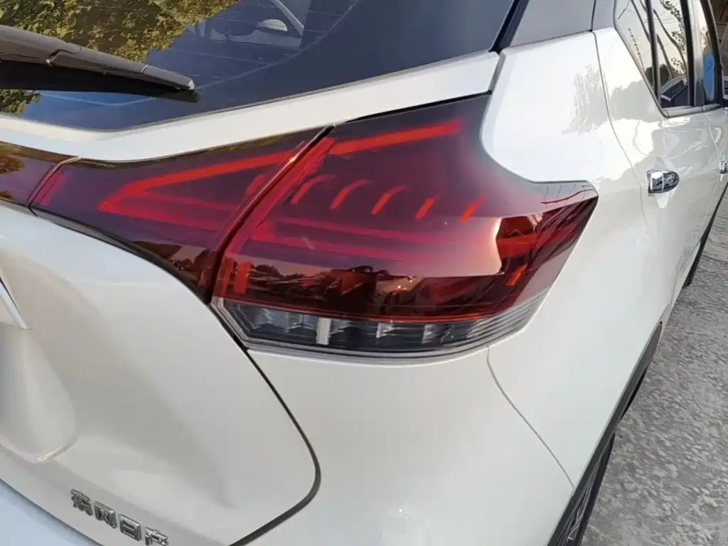 Nissan Kicks — фото 8