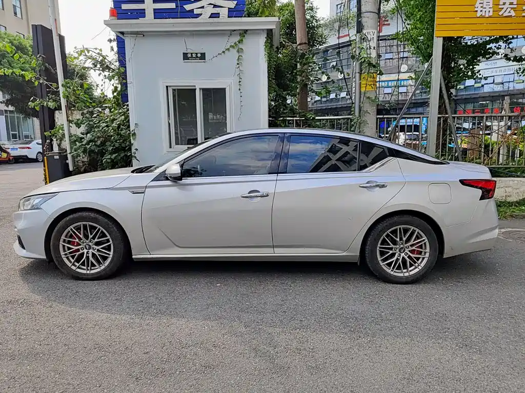 Nissan Teana — фото 3