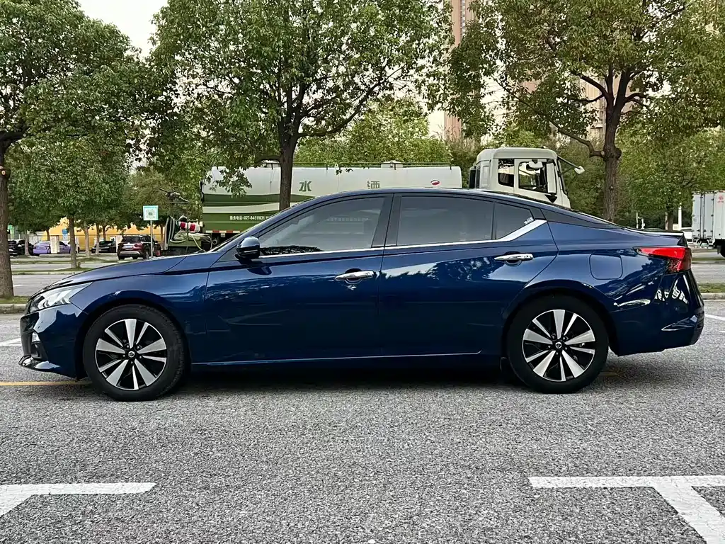 Nissan Teana — фото 3