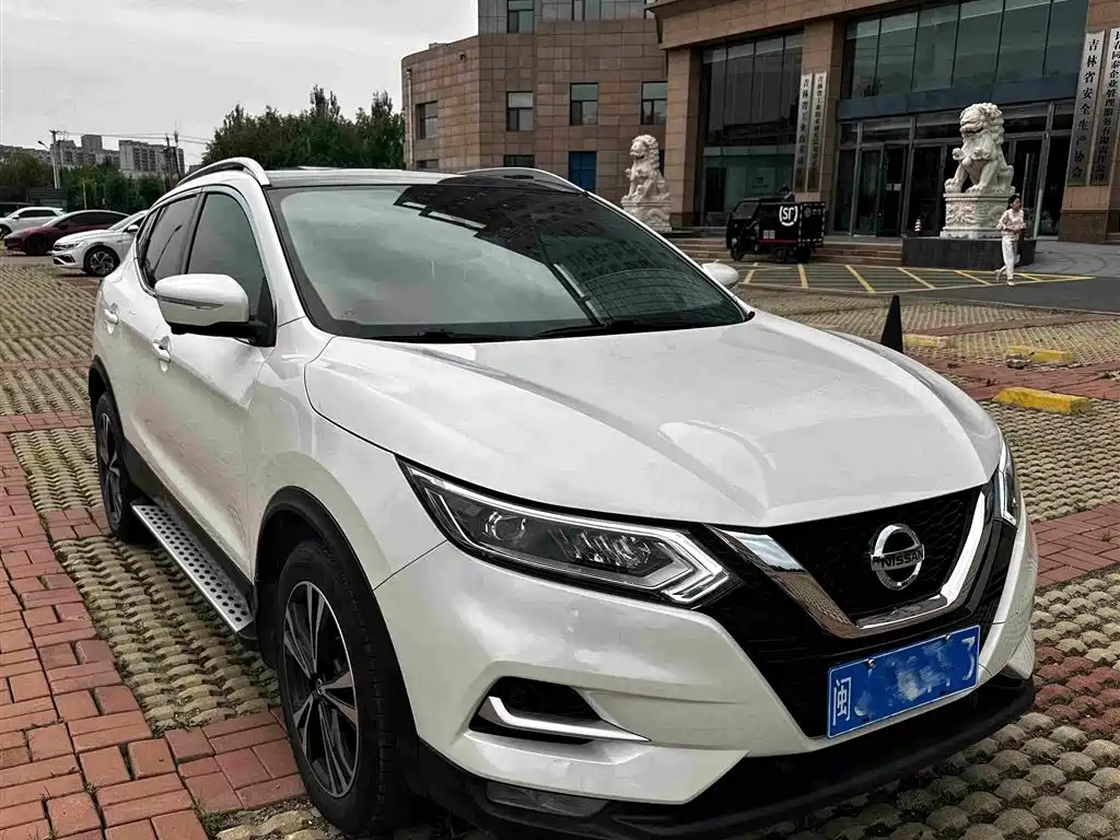 Nissan Qashqai — фото 3
