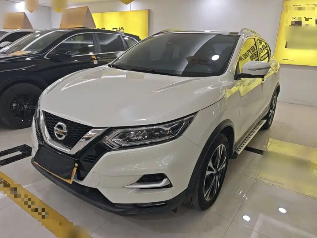 Nissan Qashqai — фото 2