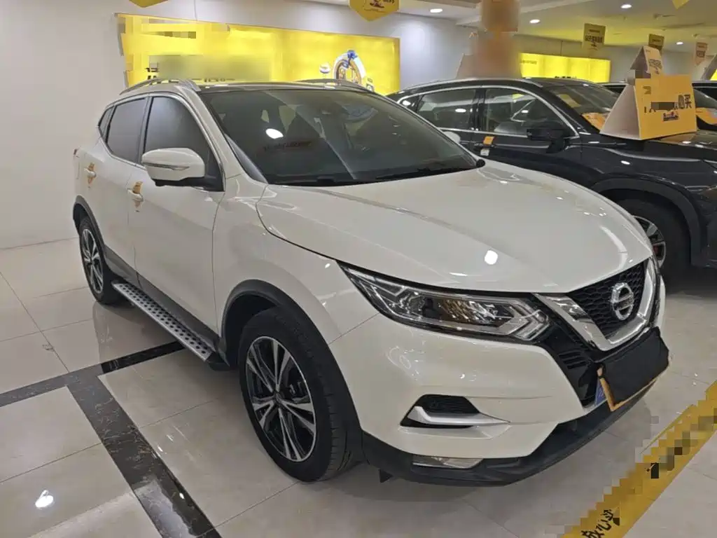 Nissan Qashqai — фото 4