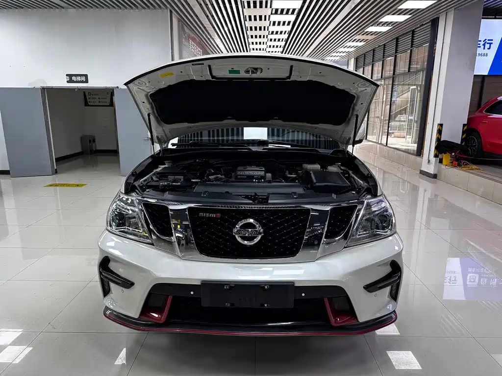 Nissan Patrol — фото 15