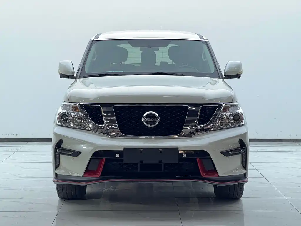 Nissan Patrol — фото 2