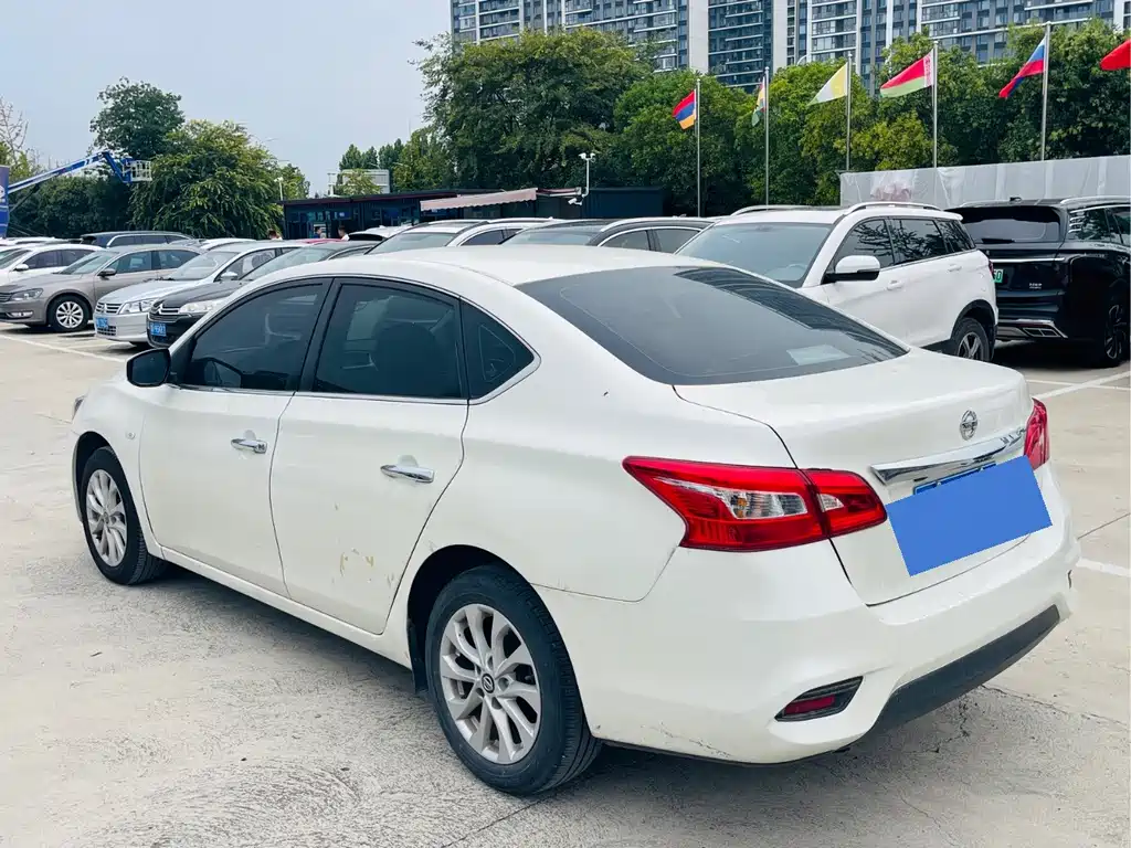 Nissan Sylphy — фото 11