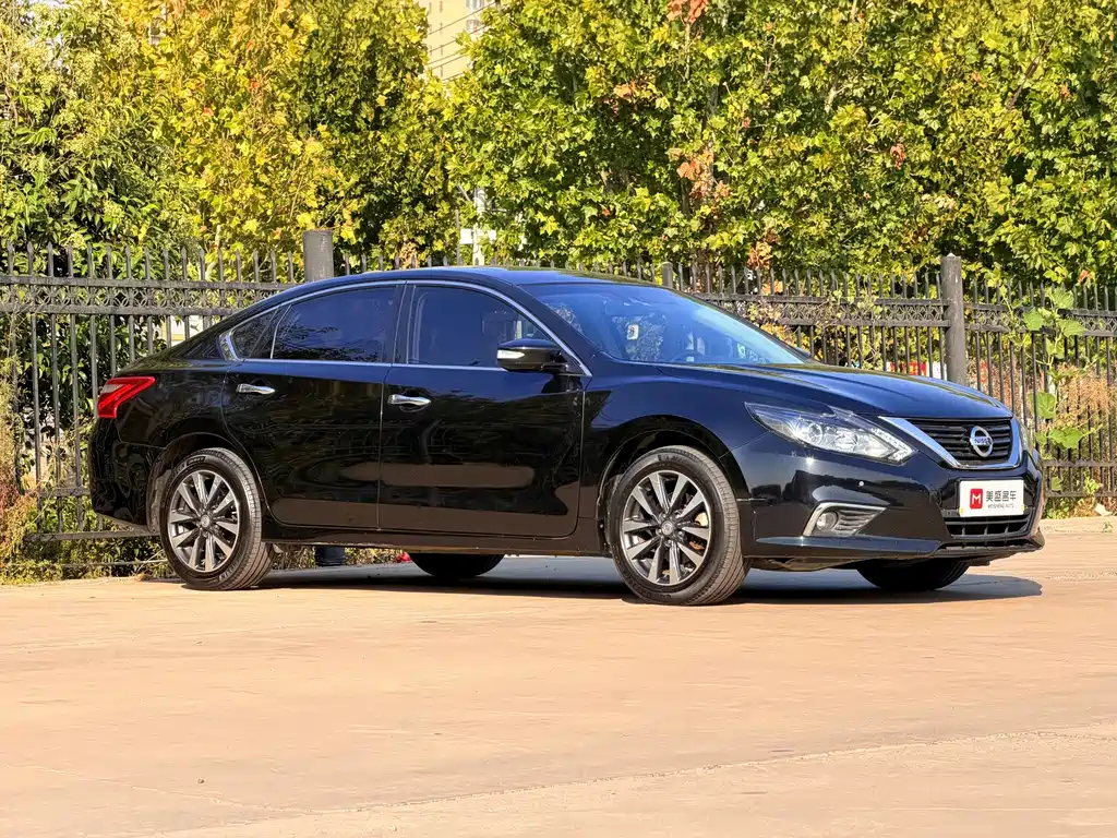 Nissan Teana — фото 3