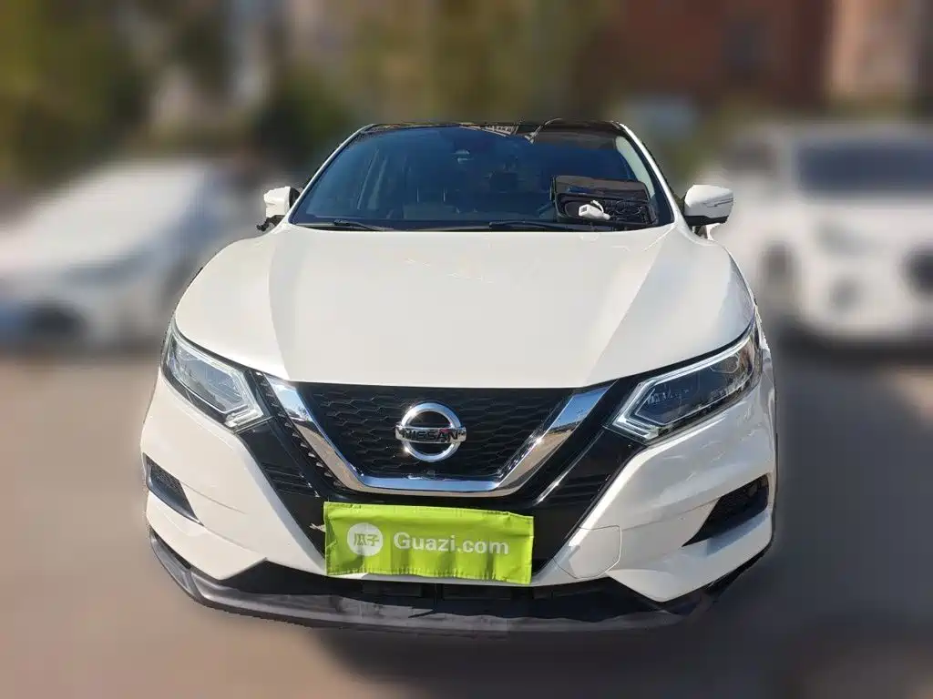 Nissan Qashqai — фото 2