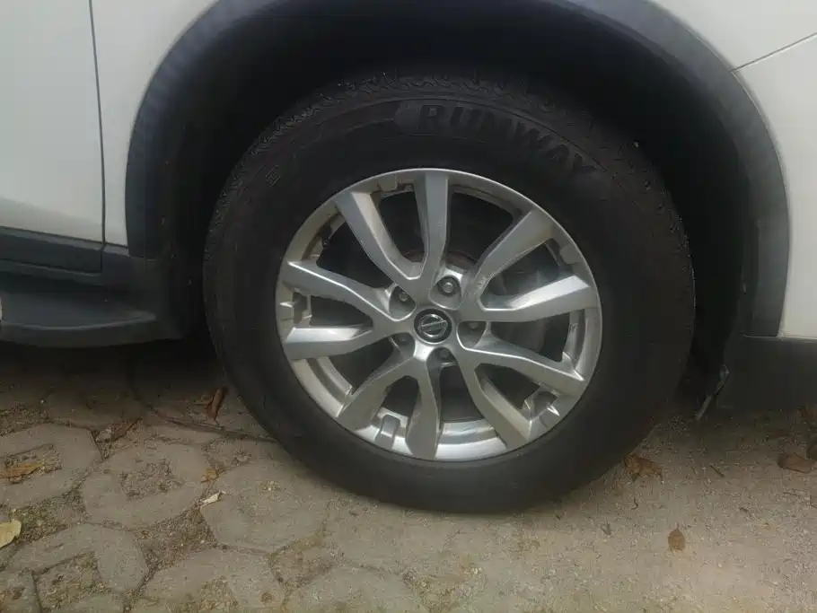 Nissan X-Trail — фото 6