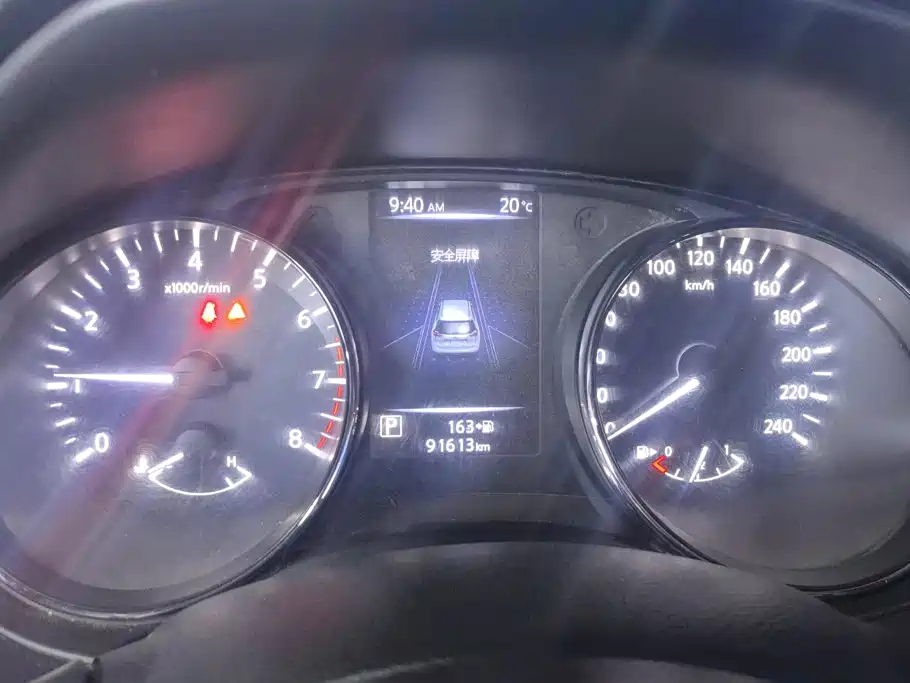 Nissan X-Trail — фото 14