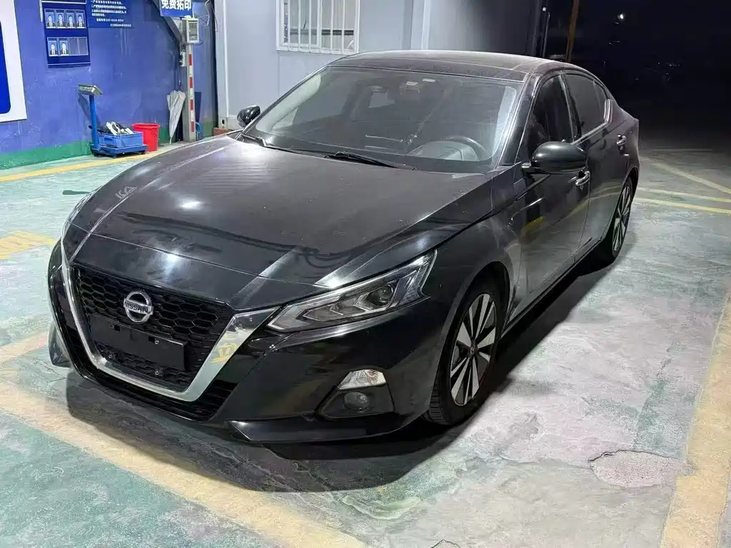 Nissan Teana — фото 2