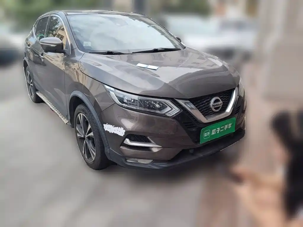 Nissan Qashqai — фото 24