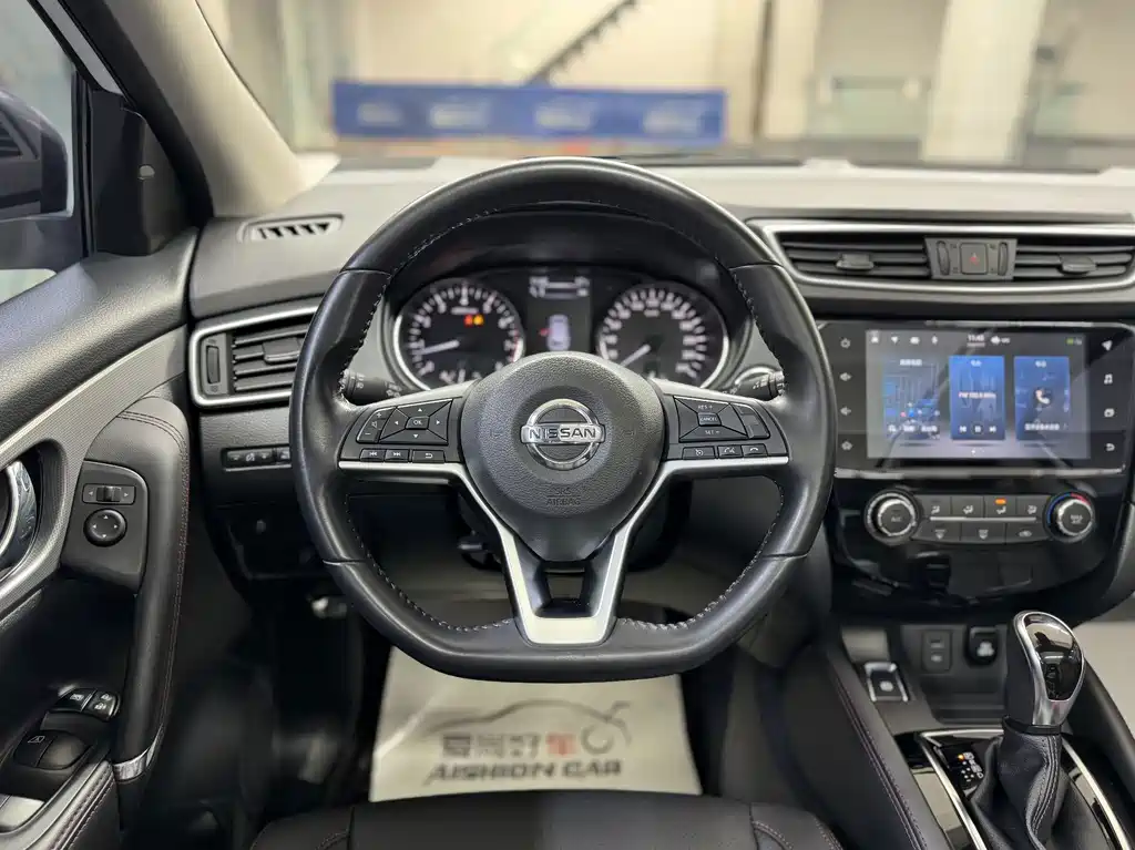 Nissan Qashqai — фото 10