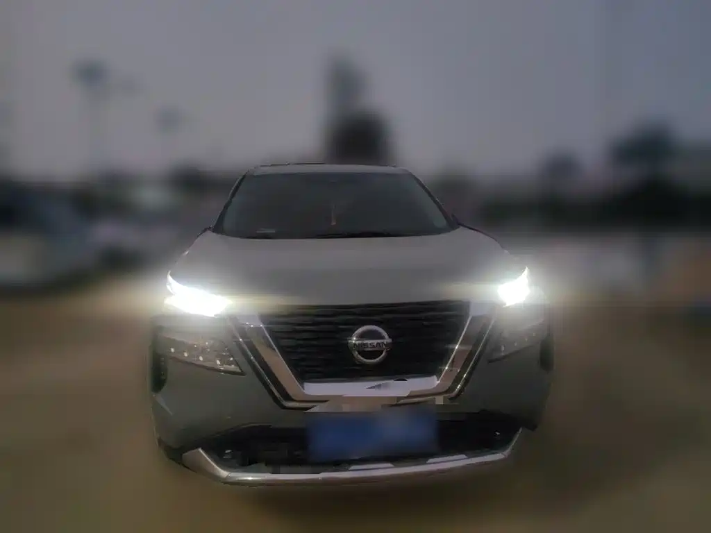 Nissan X-Trail — фото 2