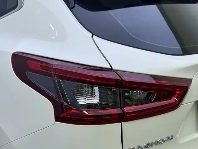 Nissan Qashqai — фото 17