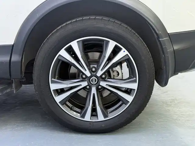 Nissan Qashqai — фото 18