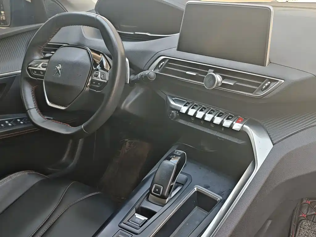 Peugeot 4008 — фото 10
