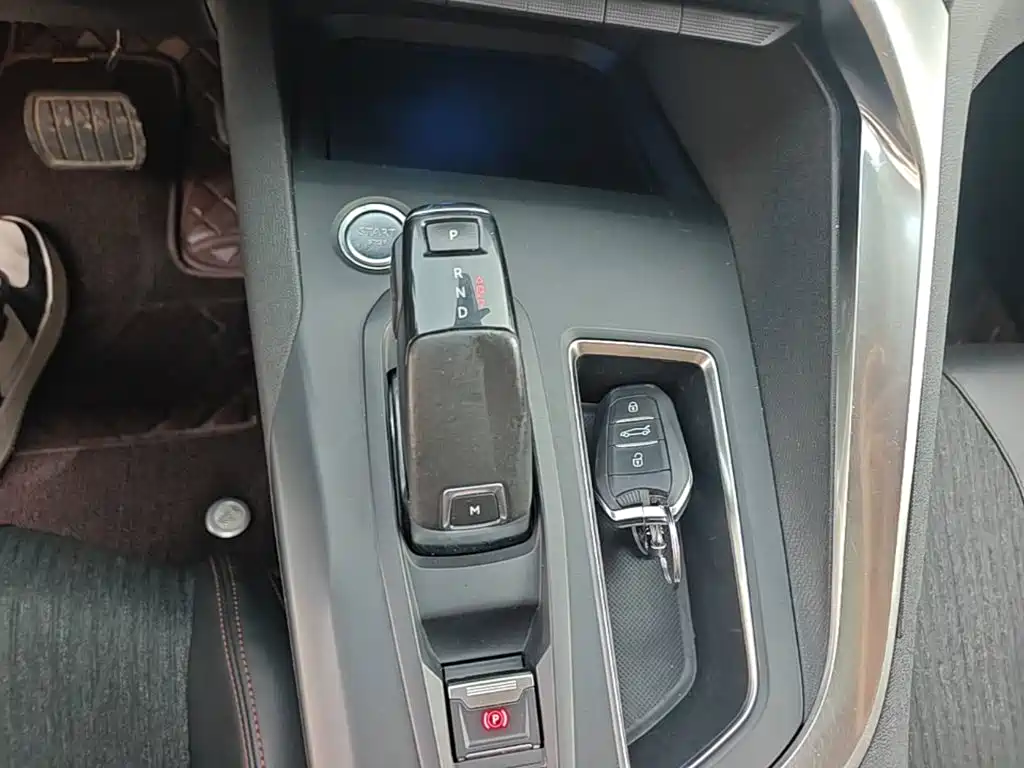 Peugeot 5008 — фото 14