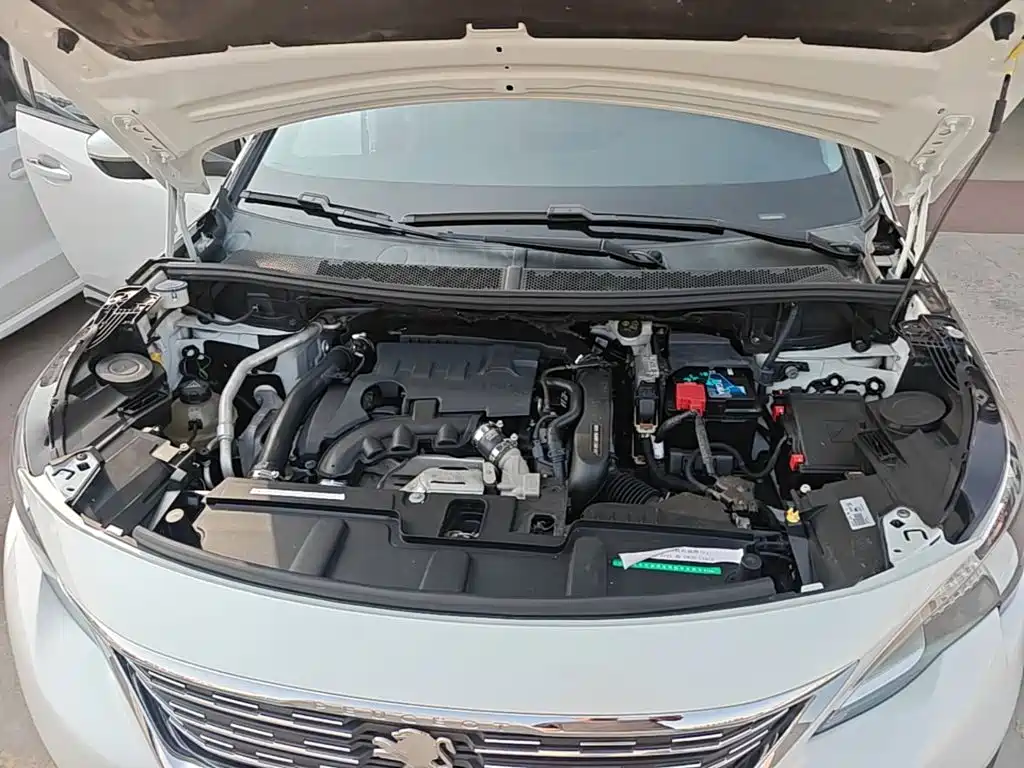 Peugeot 5008 — фото 20