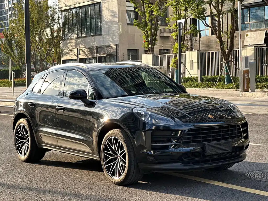 Porsche Macan — фото 3