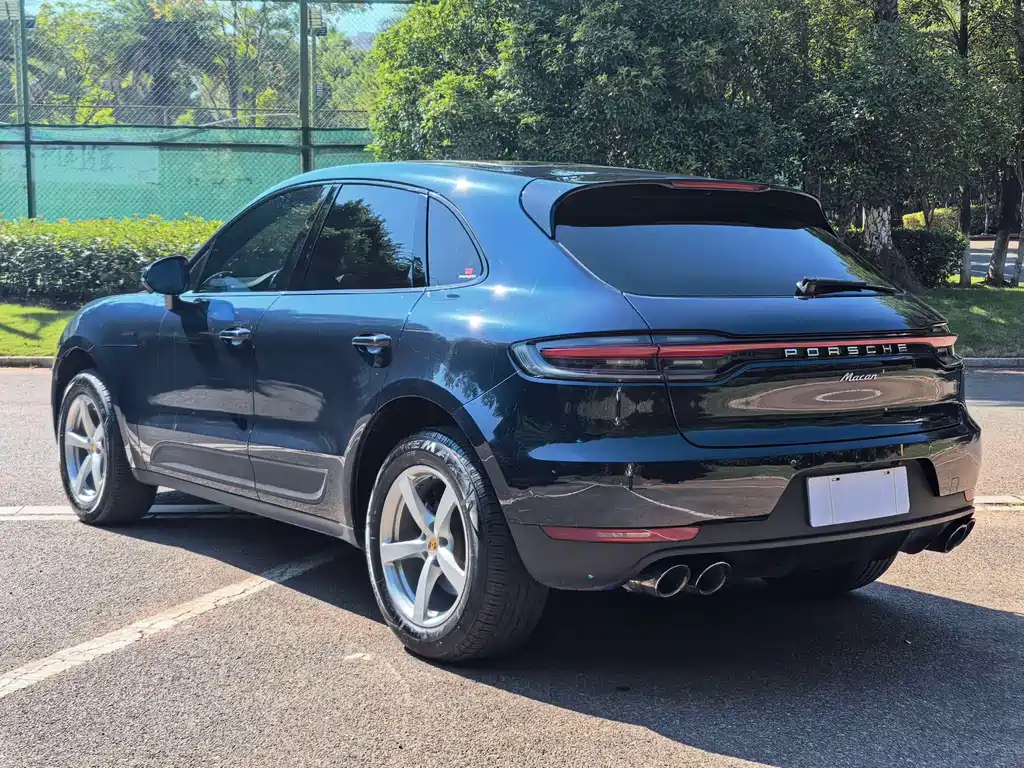 Porsche Macan — фото 7