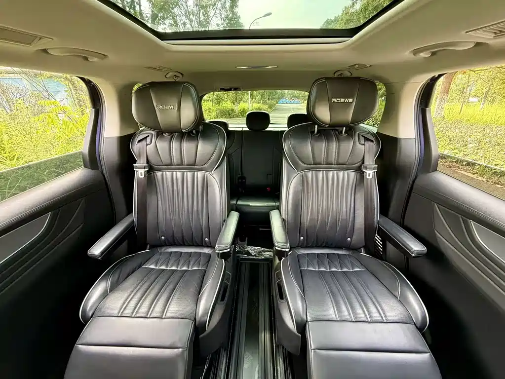 Roewe iMAX8 — фото 10
