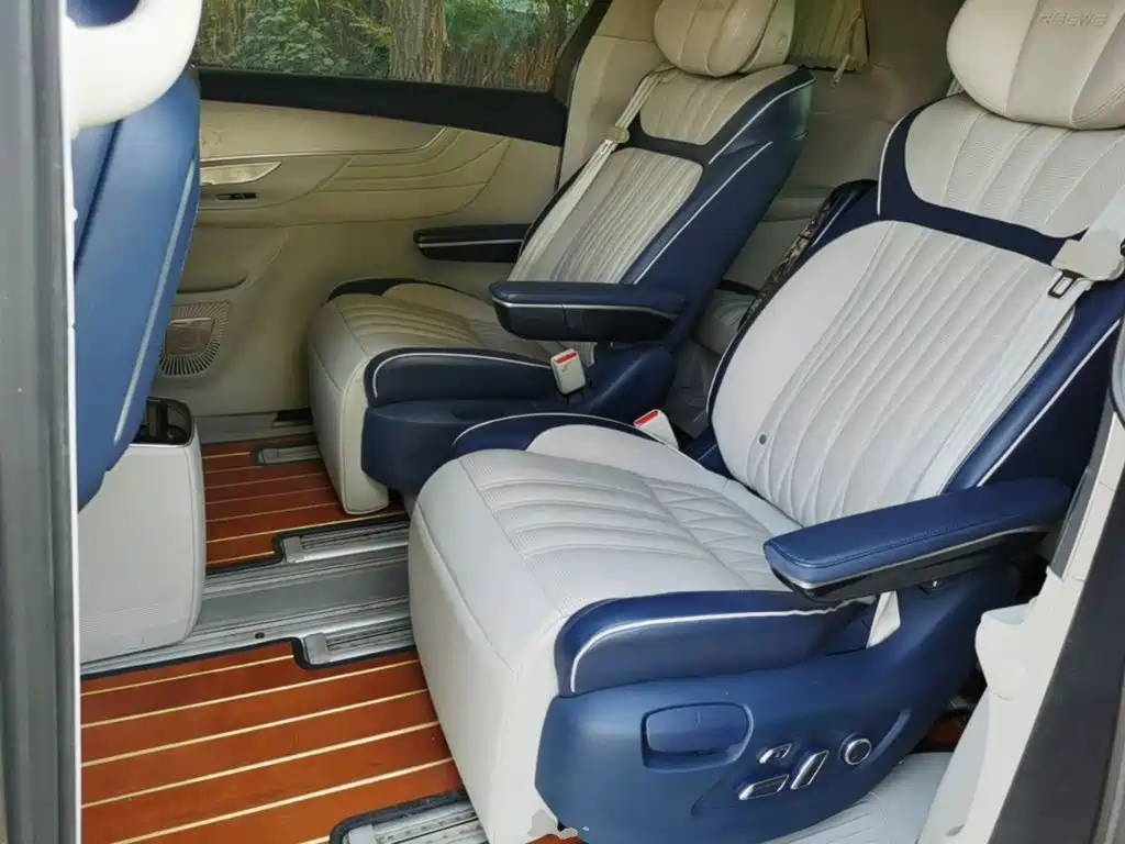 Roewe iMAX8 — фото 17