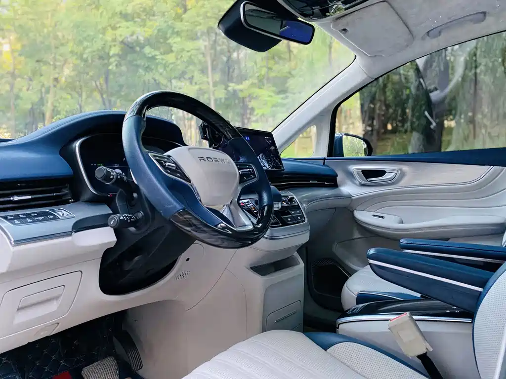 Roewe iMAX8 — фото 4