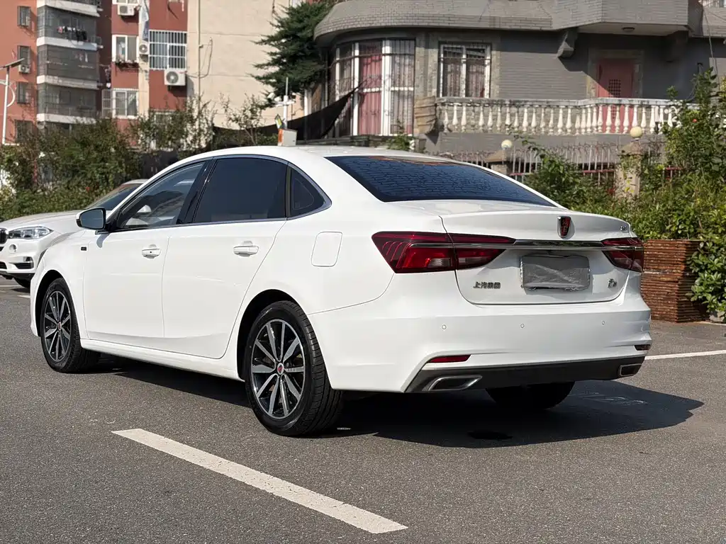 Roewe i6 Classic — фото 9