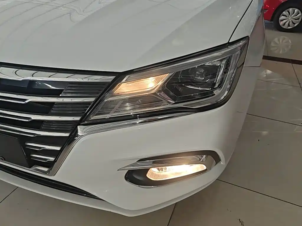 Roewe i5 — фото 24