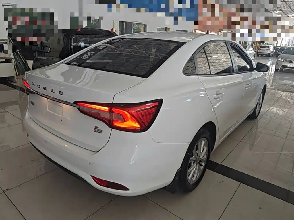 Roewe i5 — фото 7