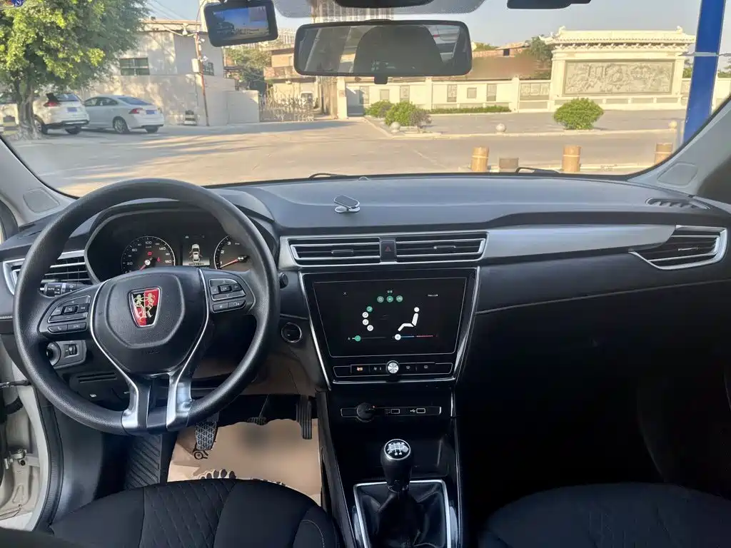 Roewe i5 — фото 10
