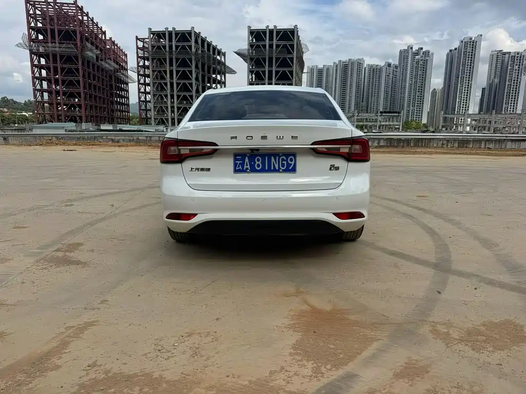 Roewe i5 — фото 8