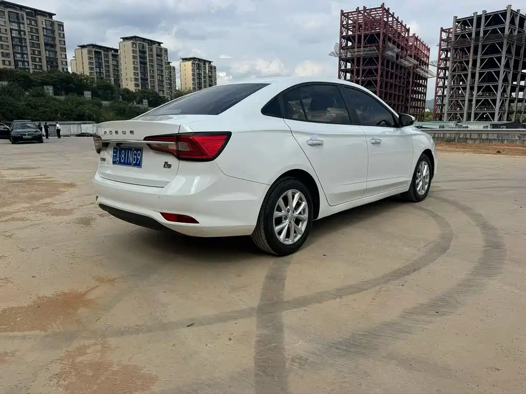 Roewe i5 — фото 9